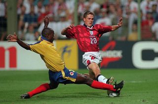 Michael Owen faces Colombia in the 1998 World Cup