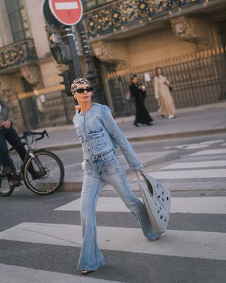 Influencer wearing flared jeans