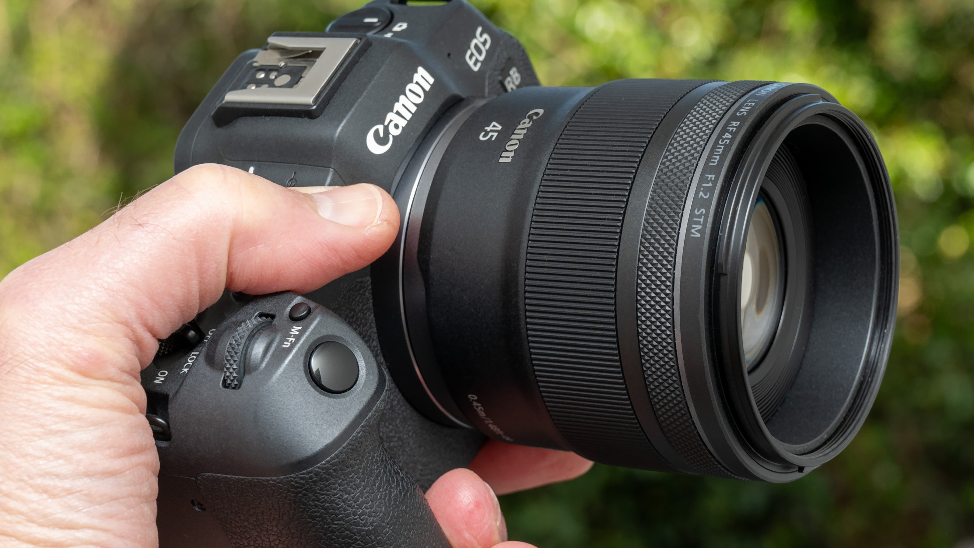 Canon RF 45mm f/1.2 STM product image