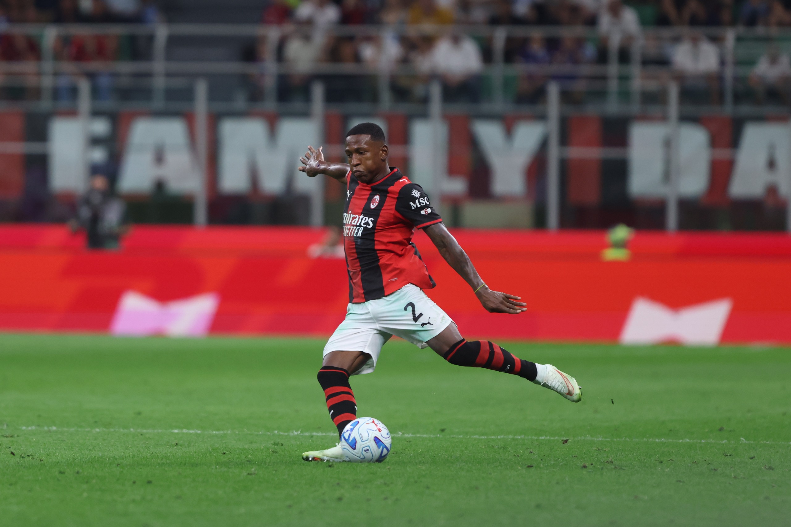 Pervis Estupinan of AC Milan during the Serie A match between AC Milan and US Lecce at Giuseppe Meazza - San Siro Stadium in Milan, Italy, on September 20, 2026.