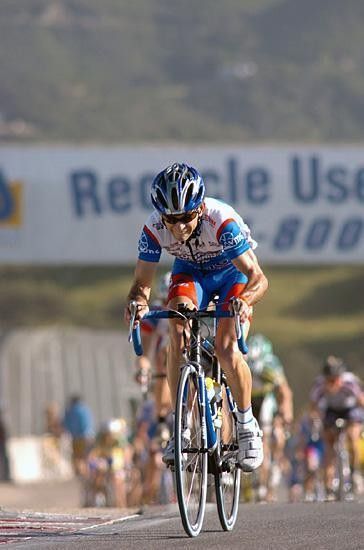 Pushing hard at Sea Otter