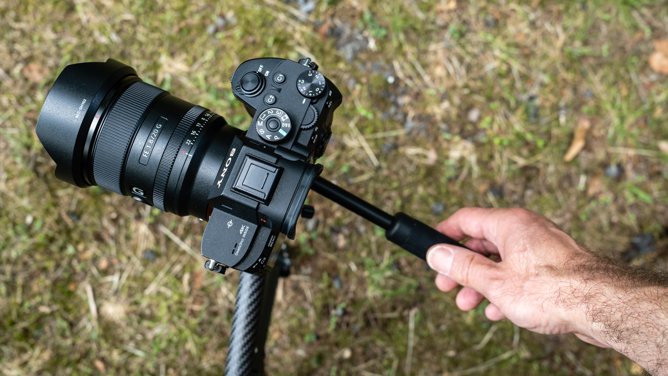 Ulanzi GlideGo Travel Tripod panning for video capture