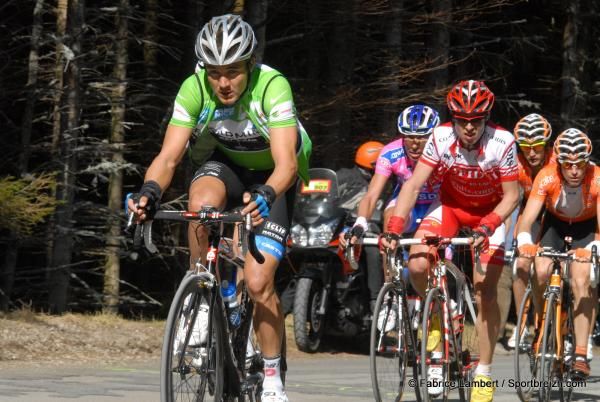 Heinrich Haussler (Garmin-Cervelo) on the climb