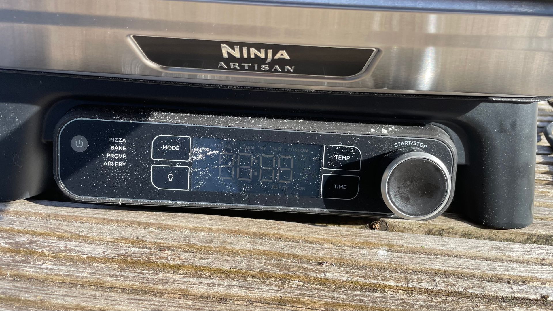 Ninja Artisan Electric Outdoor Pizza Oven and Air Fryer controls