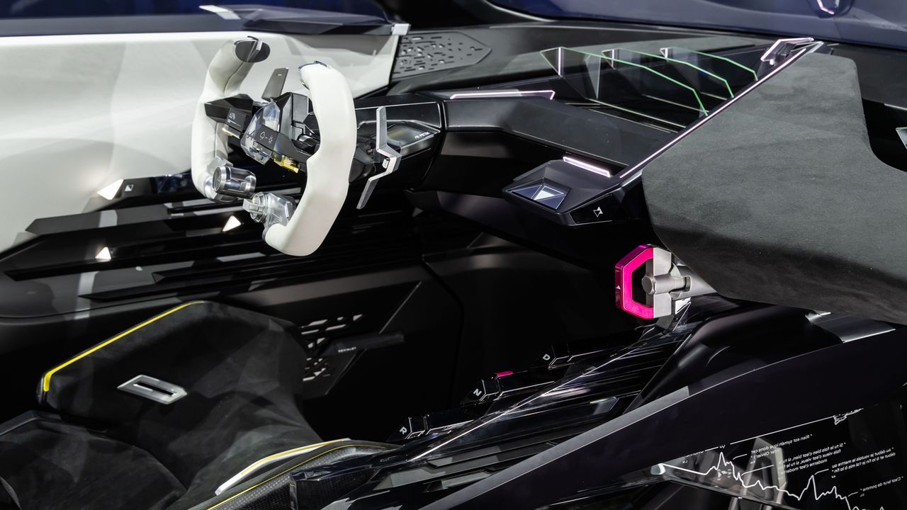 Alpine A390_&beta; interior