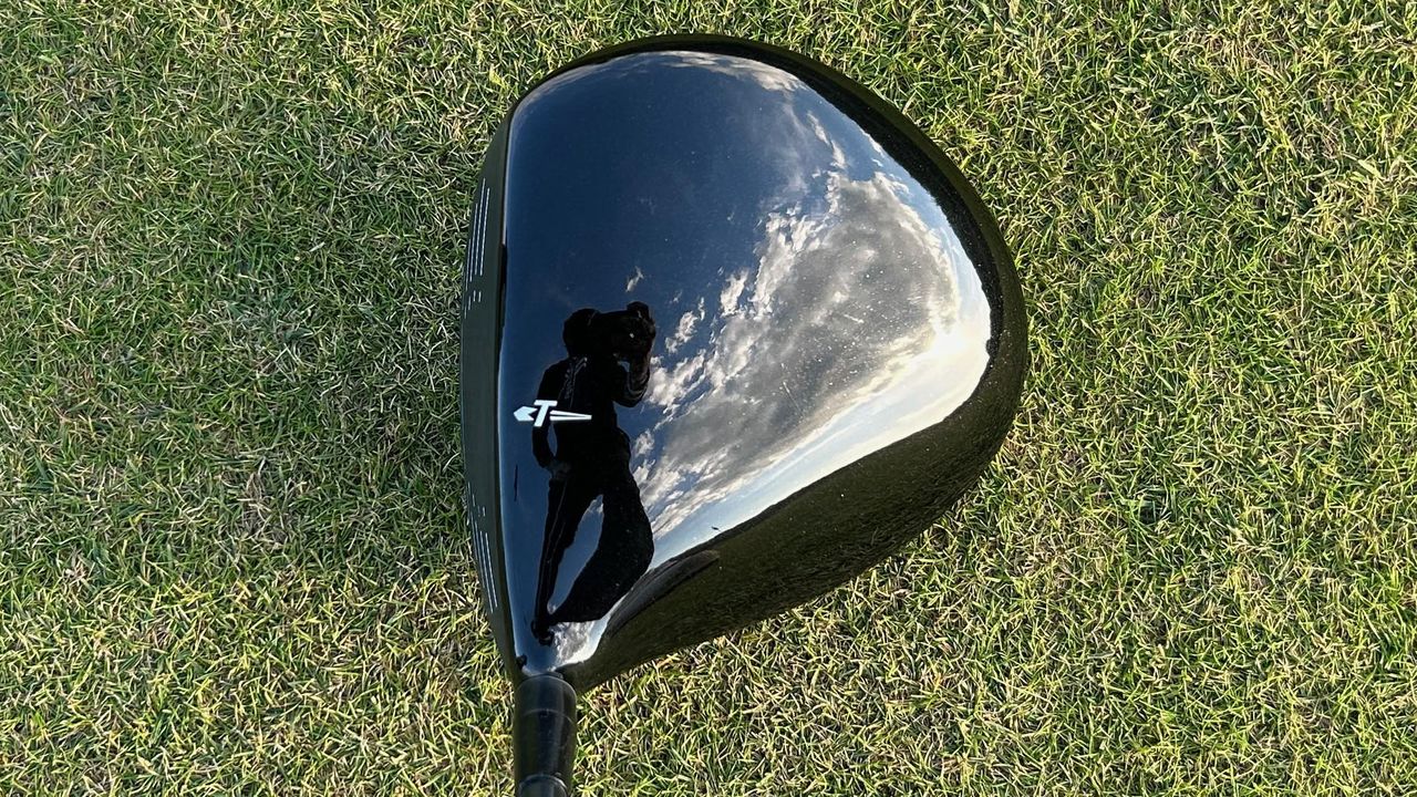 Photo of the driver of the Tour Edge TE-400 Package Set