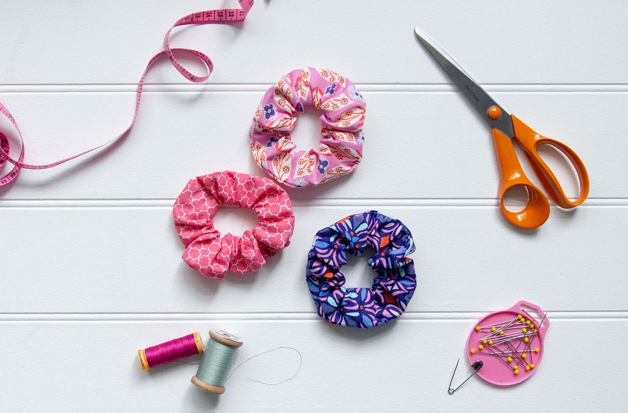 How to make hair scrunchies