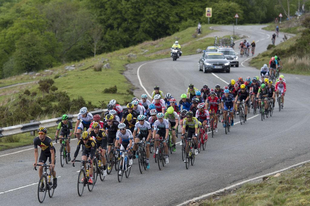 Team 3M at the front of the race on The Tumble