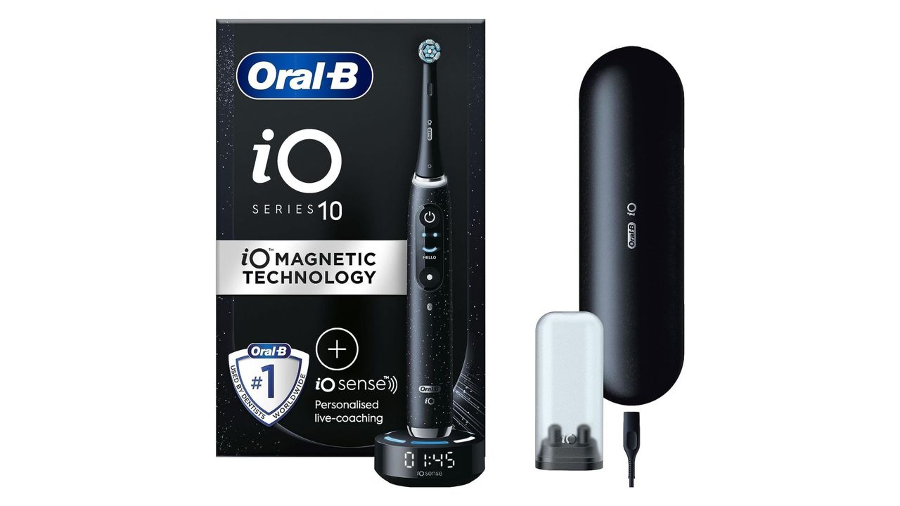 Oral B iO10 toothbrush