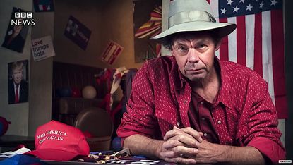 Rich Hall explains the American election to Britons