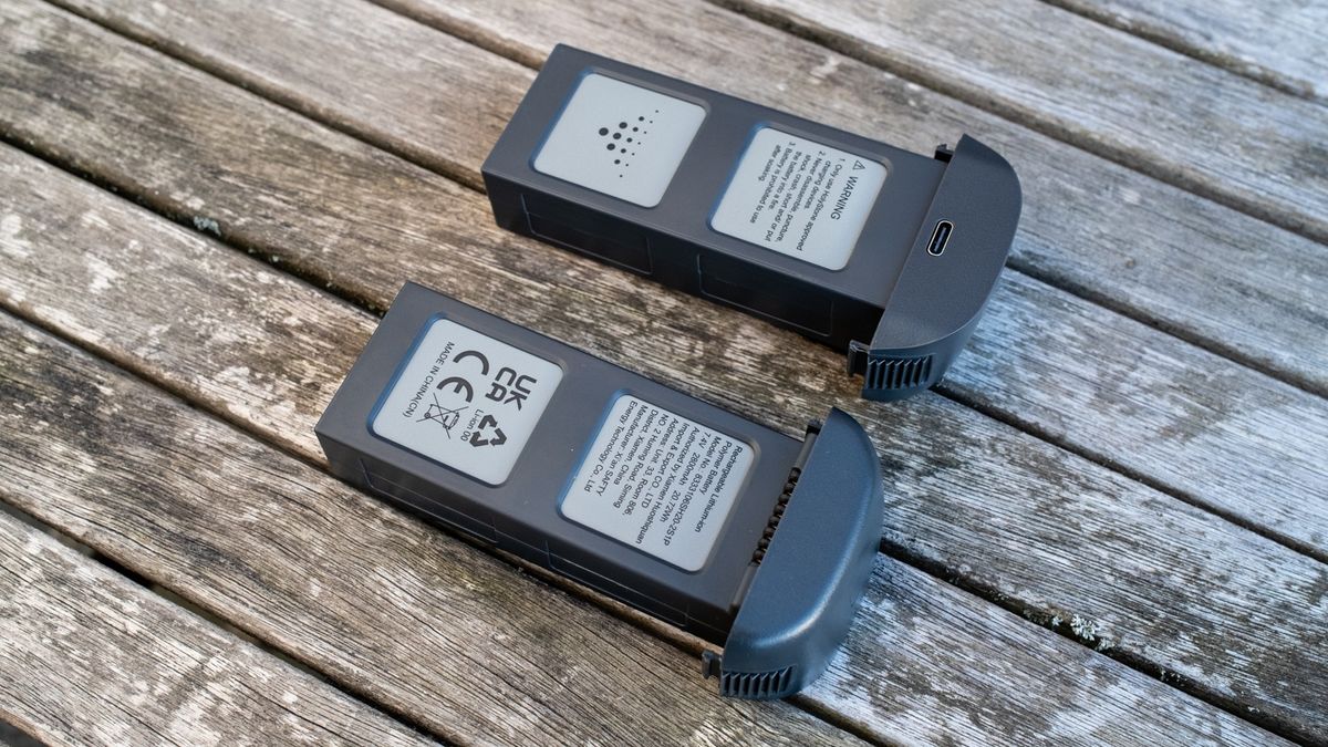 Holy Stone HS700E_drone batteries