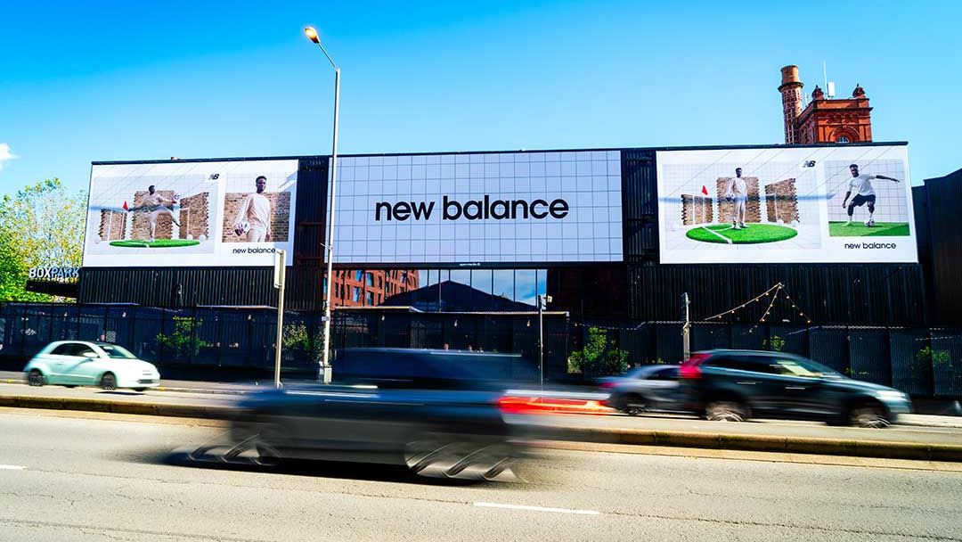 Daktronics displays at work on a busy London street. 