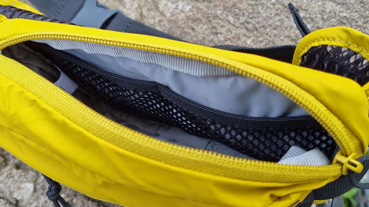 Camelbak Podium Flow 4 belt