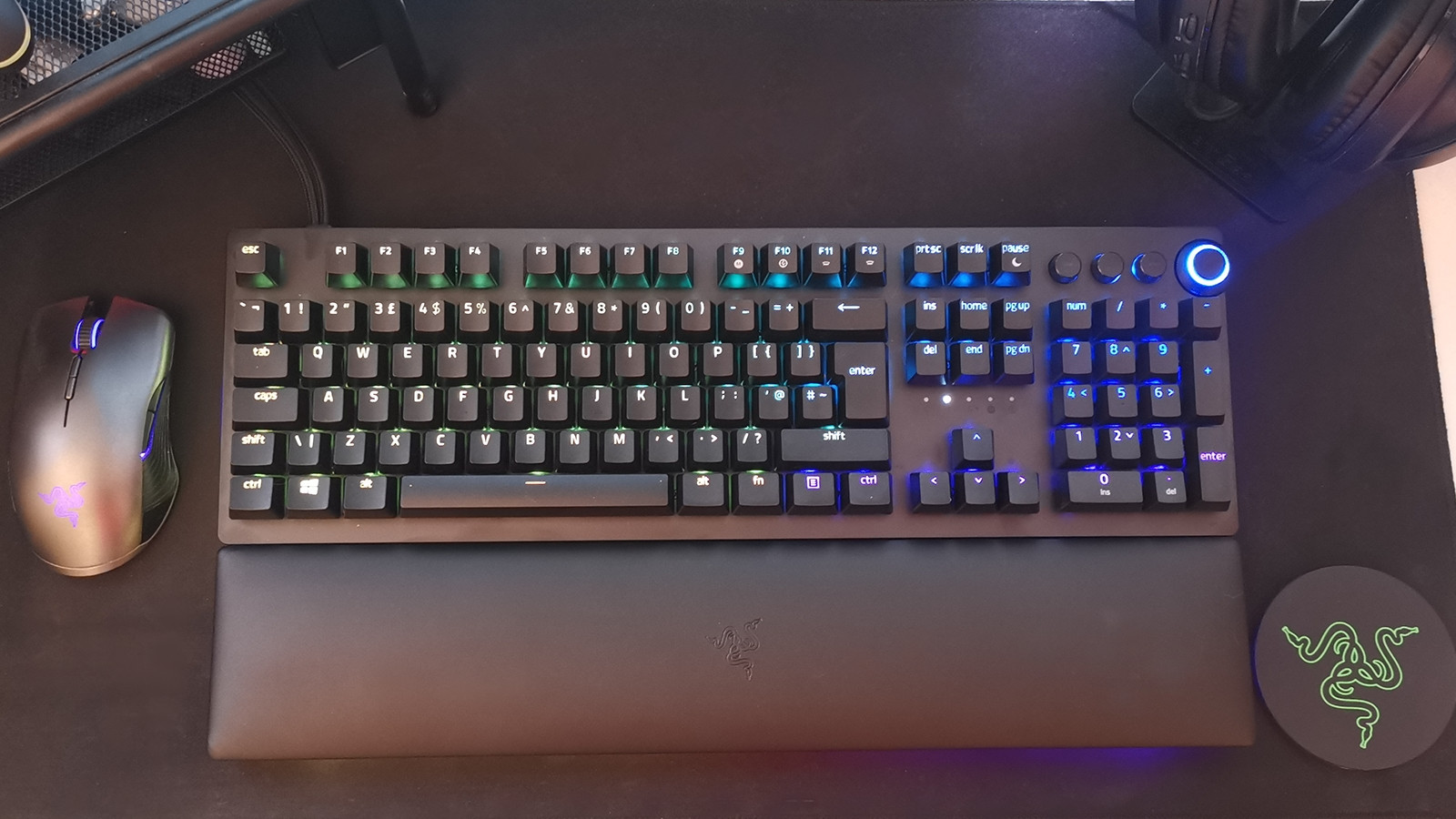 Razer Huntsman v2 Analog Keyboard review