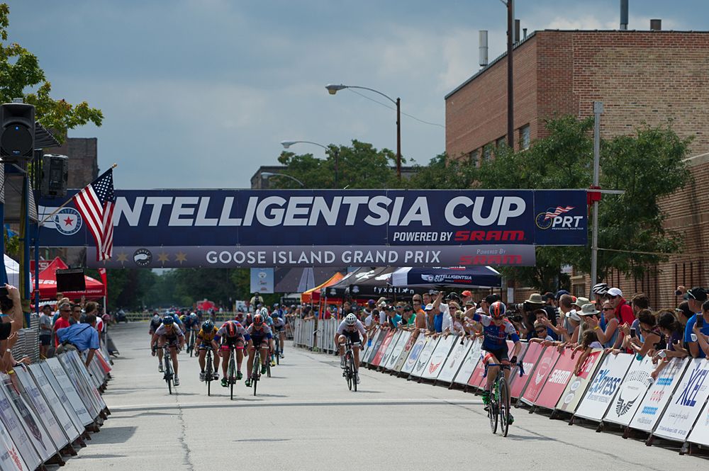 Samantha Schneider wins Intelligentsia Cup's Goose Island Grand Prix