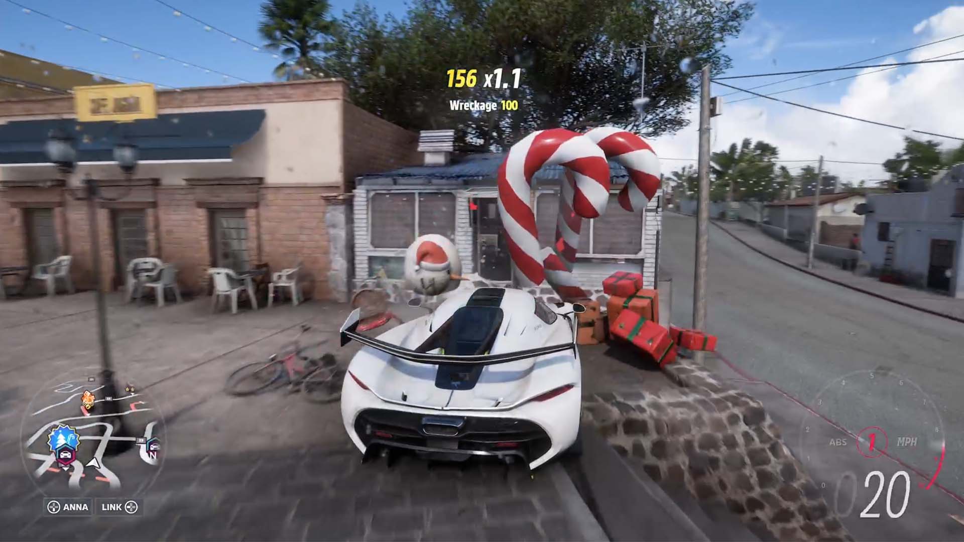 Forza Horizon 5 2021 holiday accolades smashing candy canes