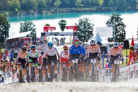 UCI Gravel World Championships 2023 elite women's start