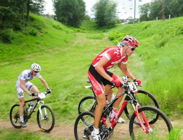 Todd Wells (Specialized) attacking on the climb.