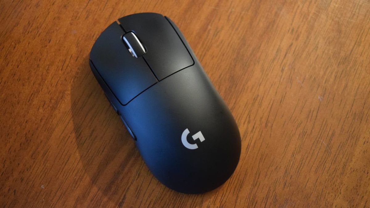 Logitech G Pro X Superlight Wireless Gaming Mouse Review: Heir