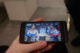 Real Boxing on the Wiko Wax