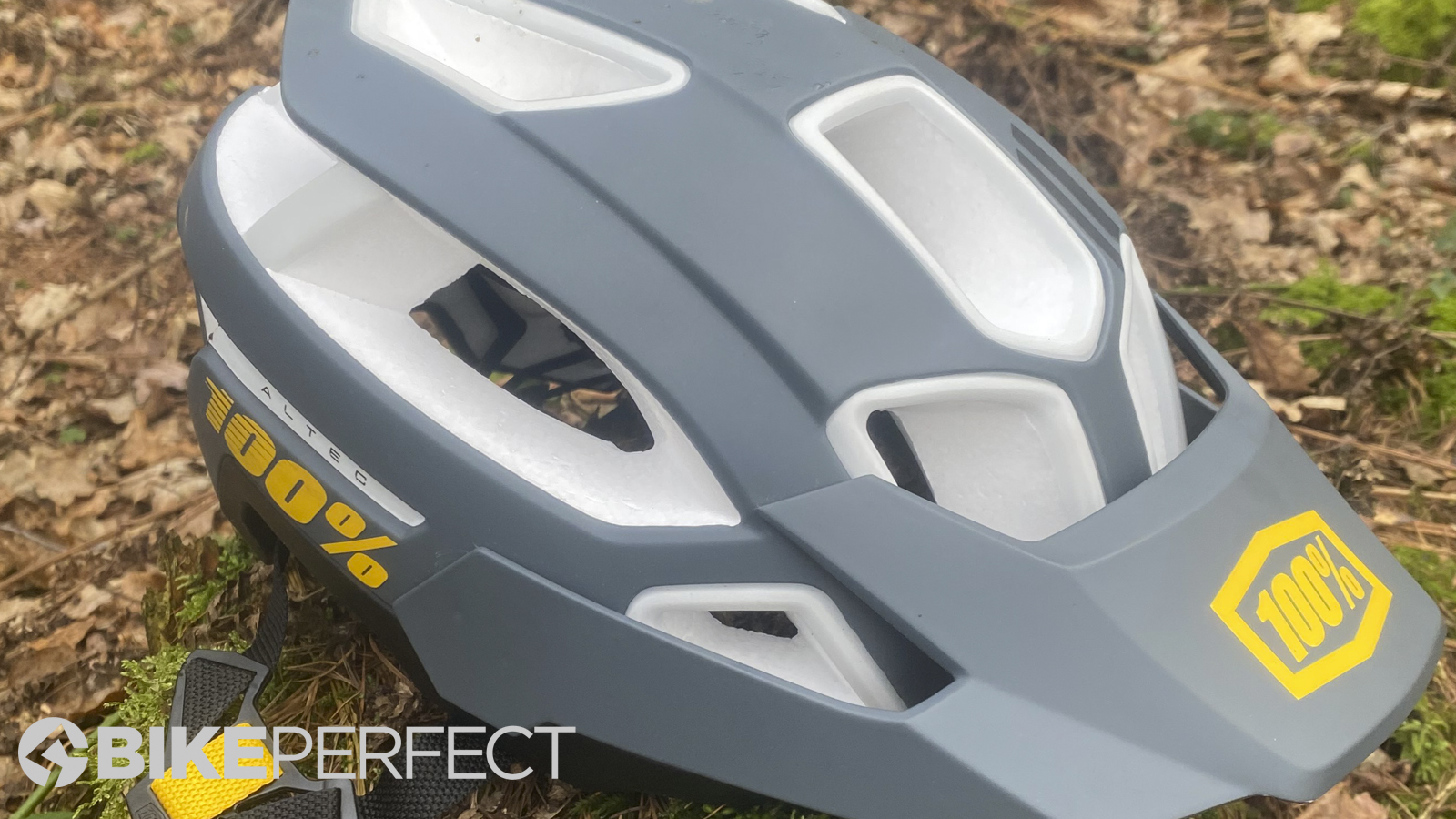 100% Altec helmet review | BikePerfect