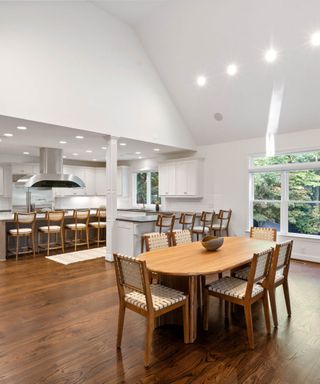 Zac Brown's kitchen/dining room