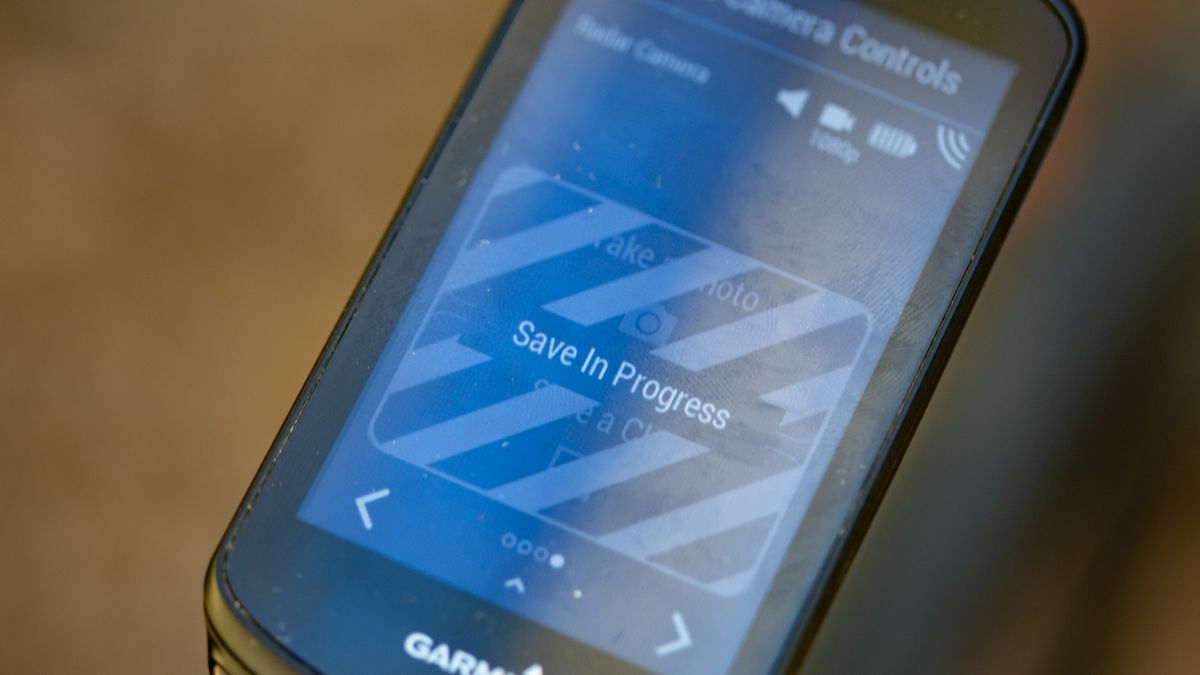 Garmin Varia RCT715 detail of saving a picture view