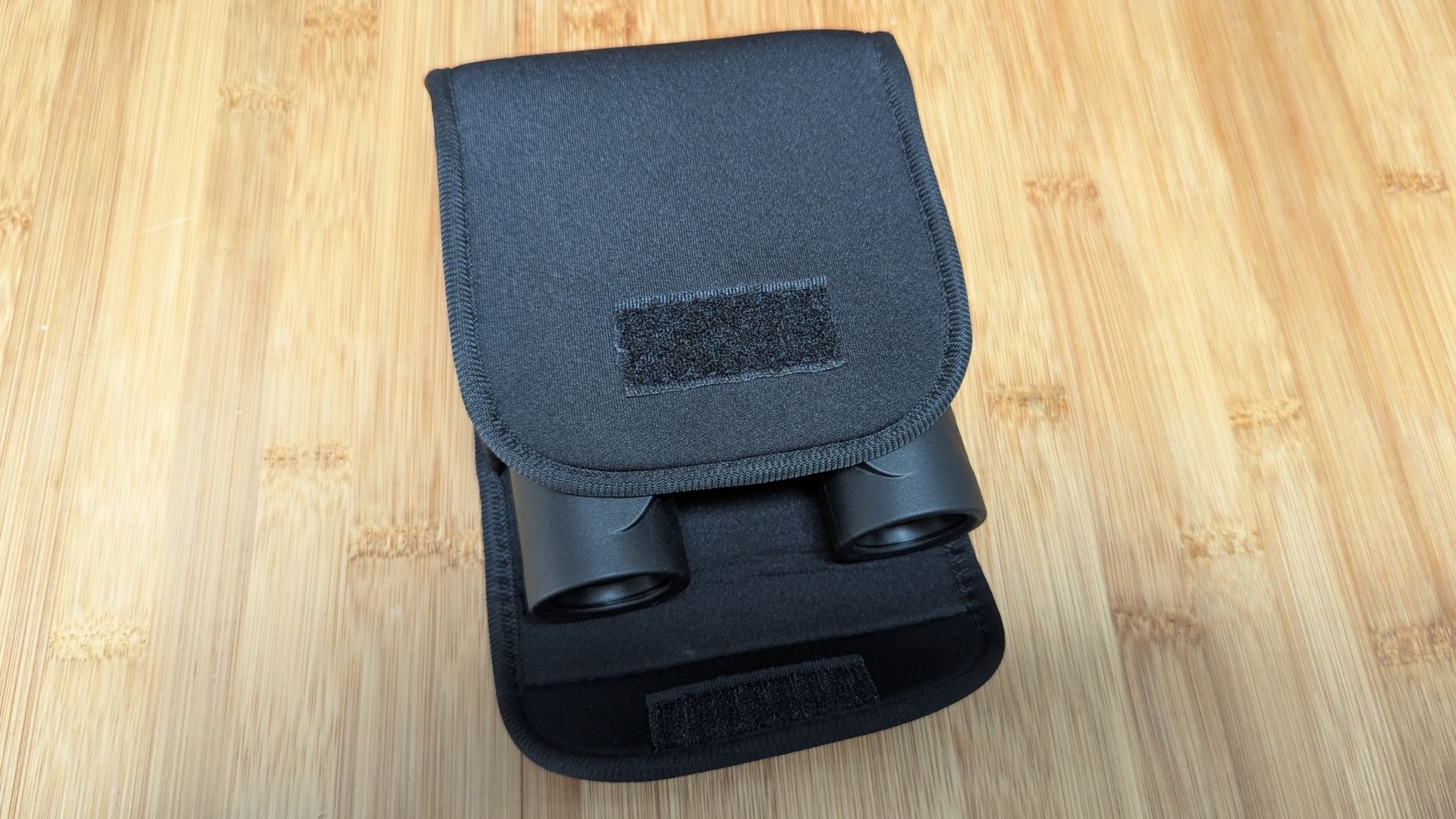 Celestron Outland X 10x25 during the hands-on review