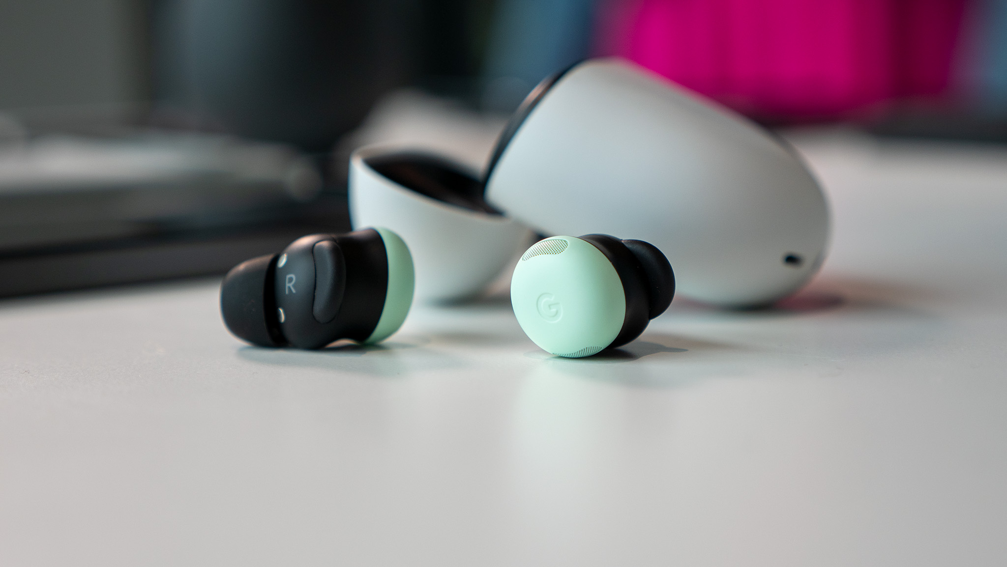 Scoot over Assistant, Google's Gemini is making its way to past-gen Pixel Buds