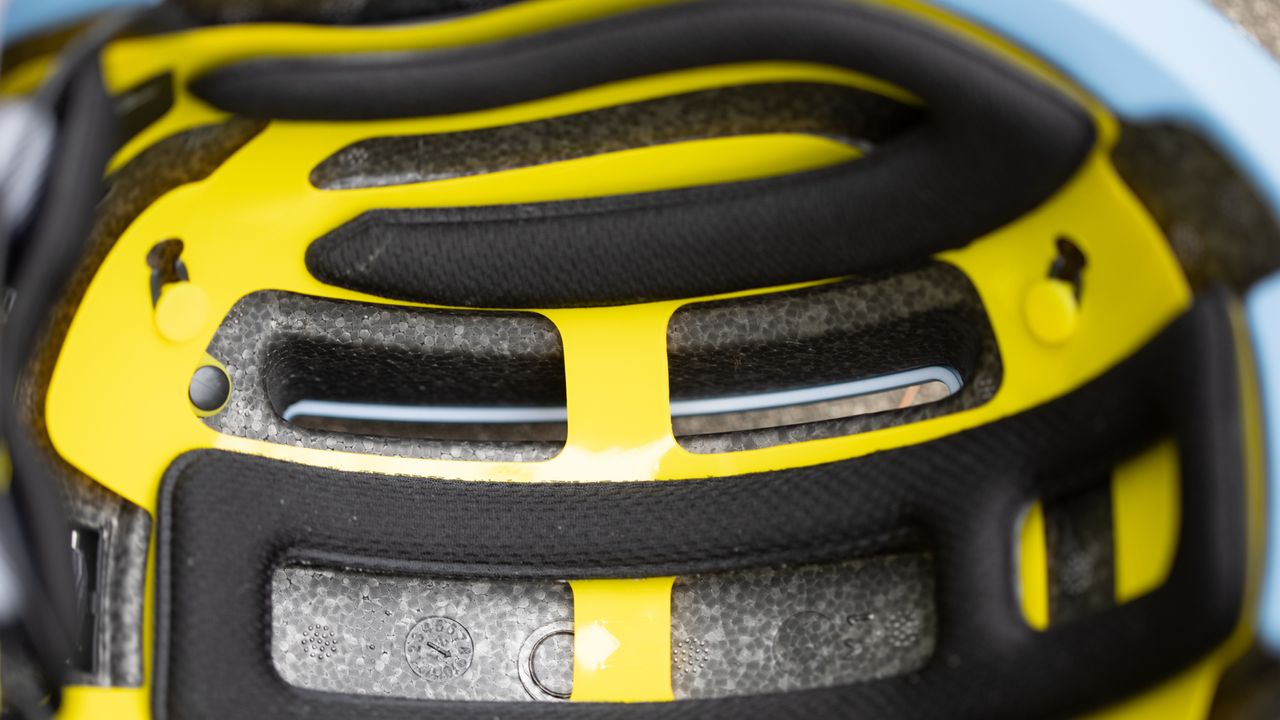Unit1 Faro helmet MIPS liner