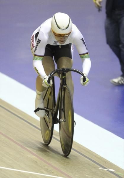 Meares goes fastest to top the leader board