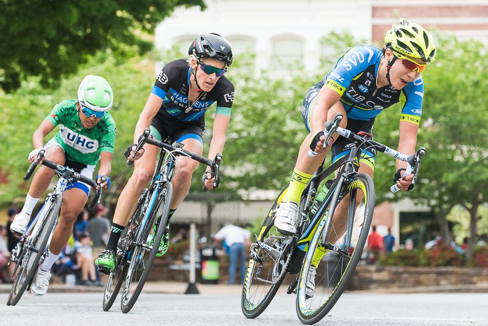Brianna Walle leads Scotti Lechuga and Coryn Rivera
