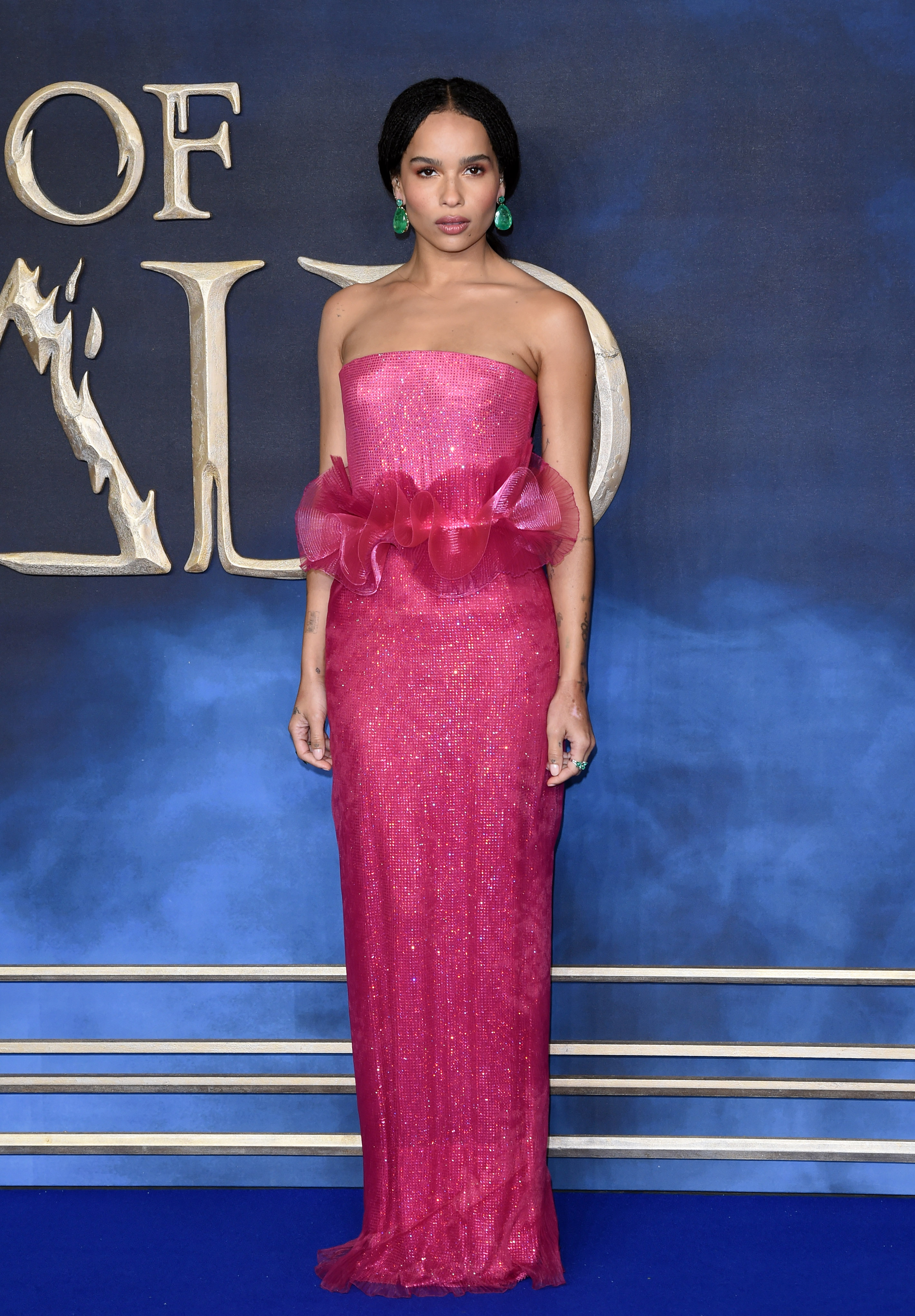 Zo&amp;euml; Kravitz attended the Fantastic Beasts premiere in a hot pink gown