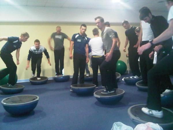 Indoor training for the Vacansoleil team