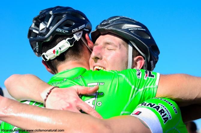 A warm embrace for stage 2 winner Sacha Modolo.