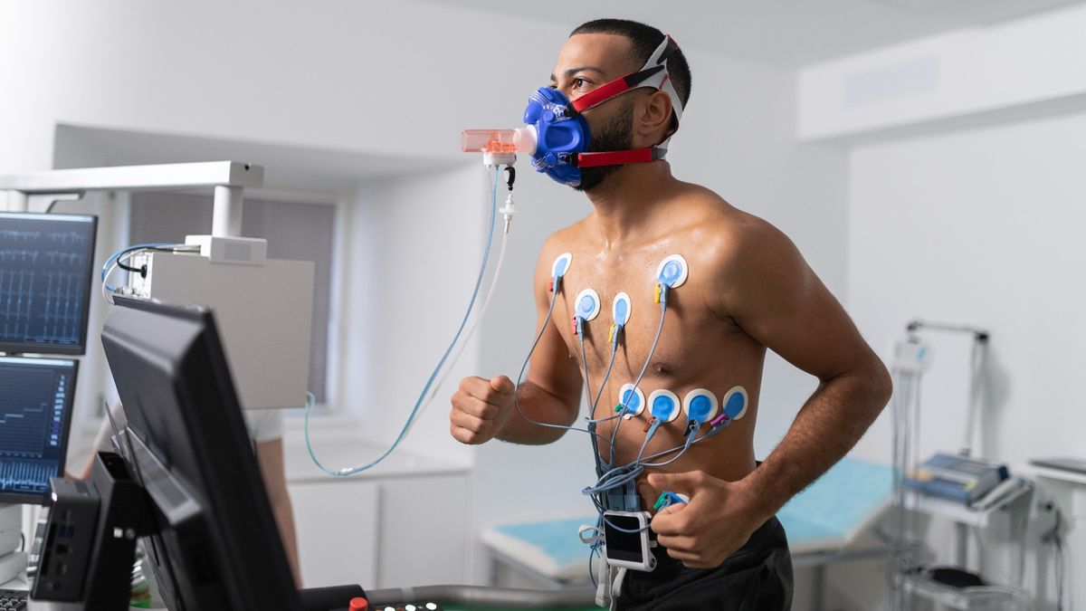 Man on treadmill doing VO2 max test