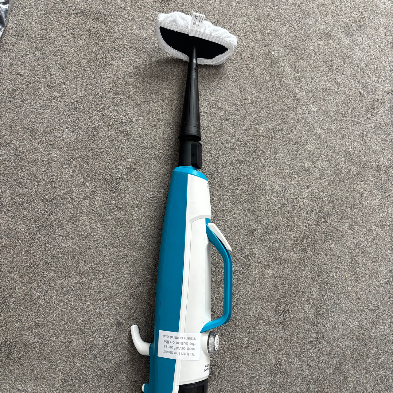 Russell Hobbs 12-in-1 Multifunctional Steam Mop window cleaning tool