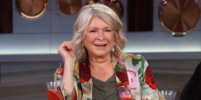 Martha Stewart Learns About Thirst Traps After Getting Fans Hot And ...