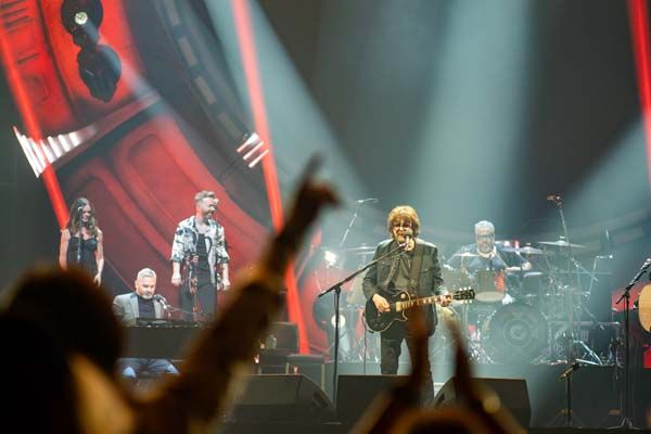 Jeff Lynne's ELO onstage
