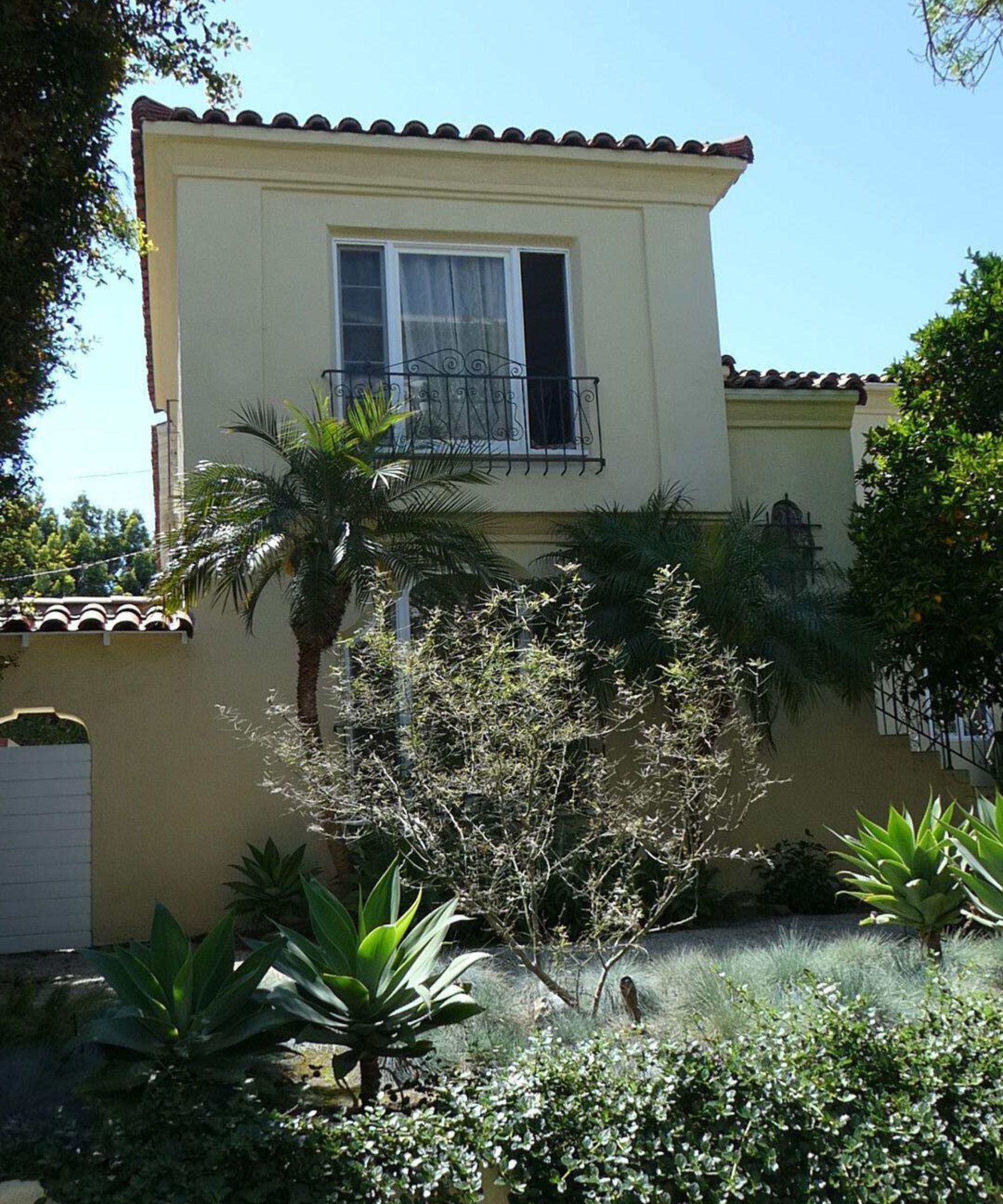 elizabeth taylor california home
