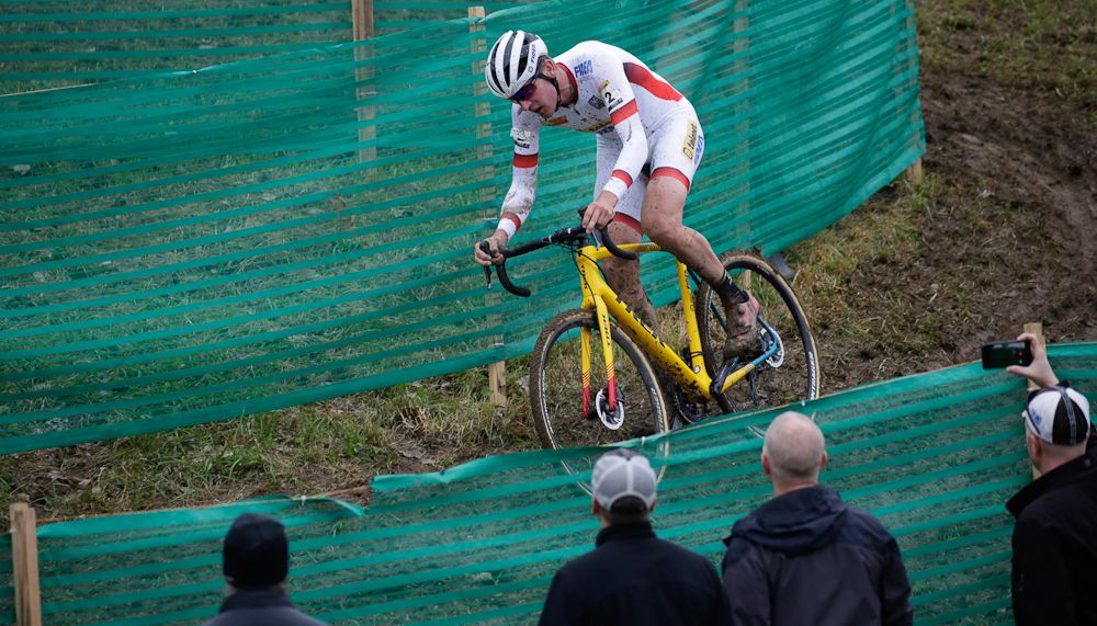Toon Aerts rides alone on his way to winning the Iowa City World Cup
