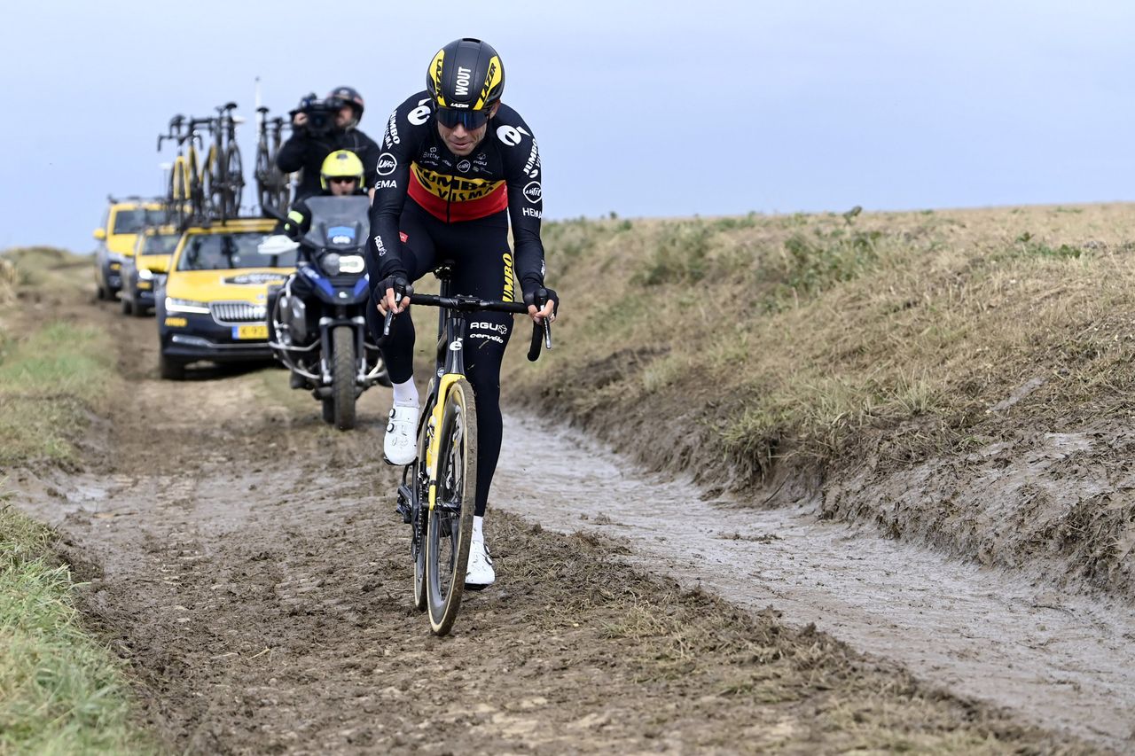 Paris Roubaix 2021 - 118th Edition - Thursday Training - 30/09/2021 - Wout Van Aert (BEL - Jumbo - Visma) - photo Dario Belingheri/BettiniPhoto&Acirc;&copy;2021