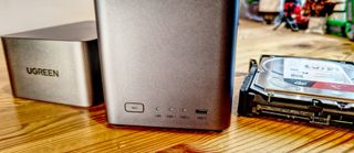 Ugreen NASync DH2300 