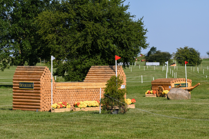 Fence 17 and 18