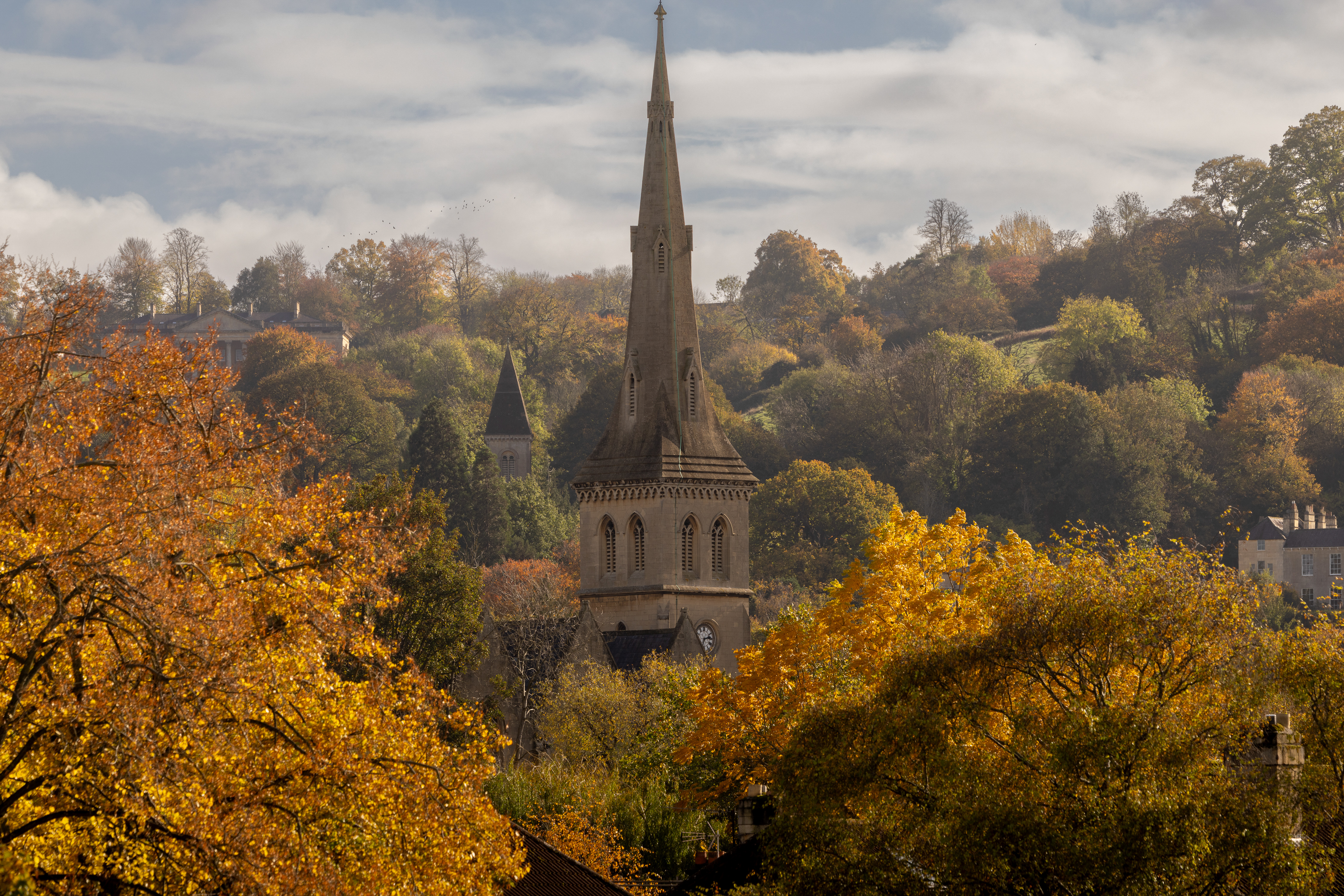Picture of Widcombe, Bath, in autumn shot with Canon 100-500mm supertelephoto
