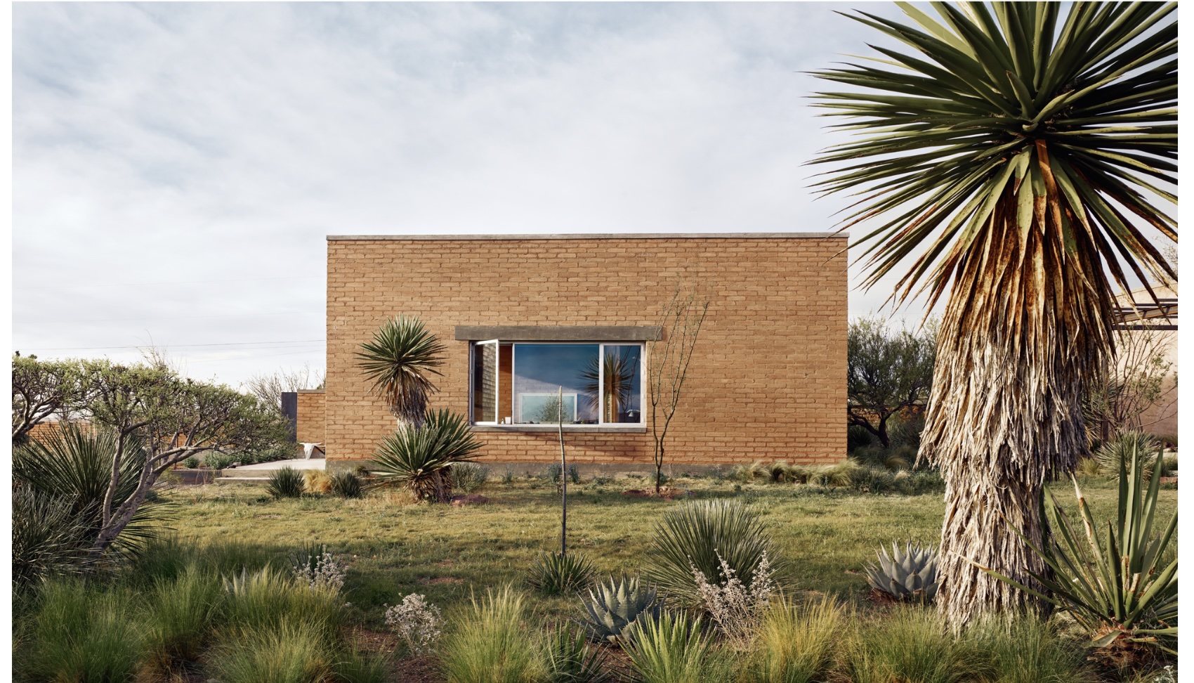 Marfa Suite by DUST