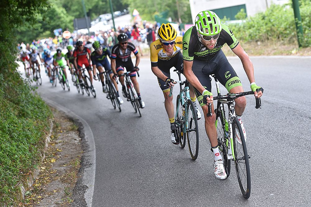 Tom Jelte Slagter (Cannondale-Garmin) goes on the attack