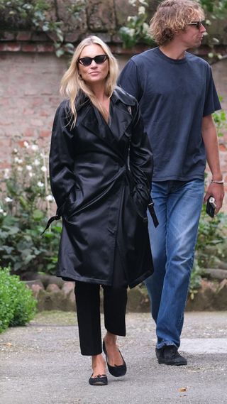 Kate Moss in Black trench coat