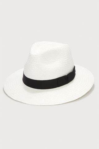 El sombrero panamá de Christy's de la Compañía Blanca