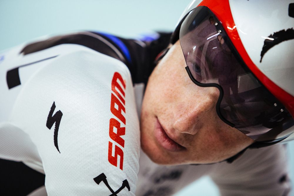 Geoghegan Hart makes his debut in a wind tunnel